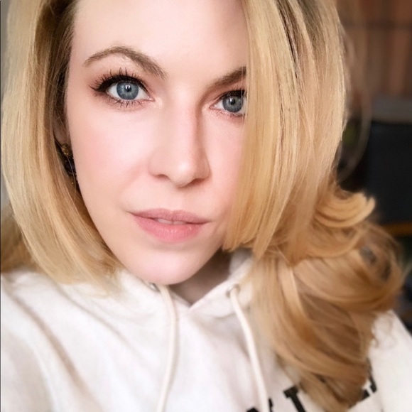 kristin_toth